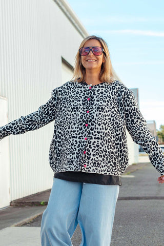 Audrey Leopard Cardi