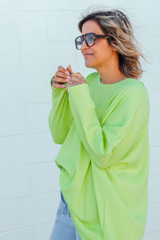 Weekender Top - Lime