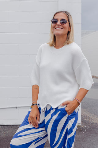 Lara Scalloped Knit - White