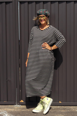 Nova Maxi - Mini Stripe Black & White